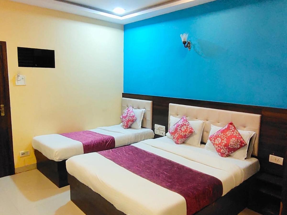 Hotel Golden Galaxy - Santacruz East Мумбаи Экстерьер фото